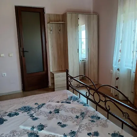 Affittacamere Cu Flori Eforie Sud (Constanta)